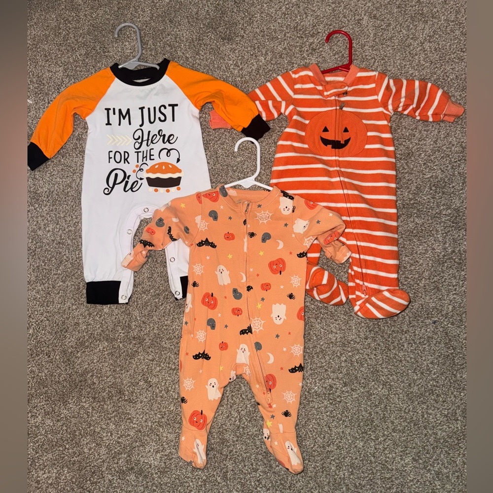 0-3mo Halloween-fall-pumpkin onesies